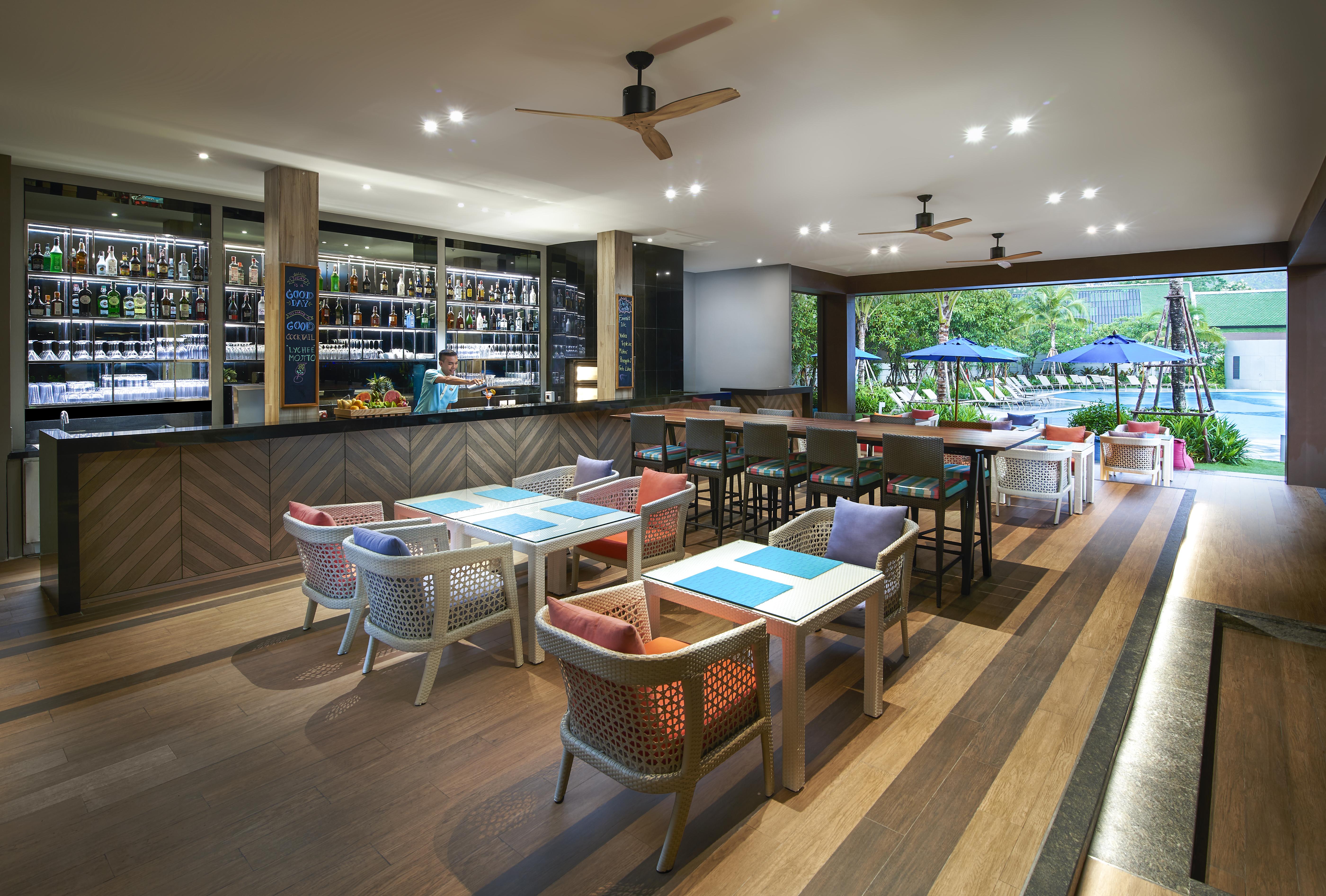 Ozo Phuket Hotel Kata-part Kültér fotó
